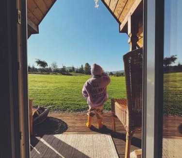 Regietow Ski Chalet | Polanka Beskid Niski cute cabin with spectacular views