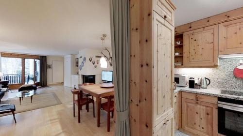 Sils-Maria Apartment | Polaschin E12