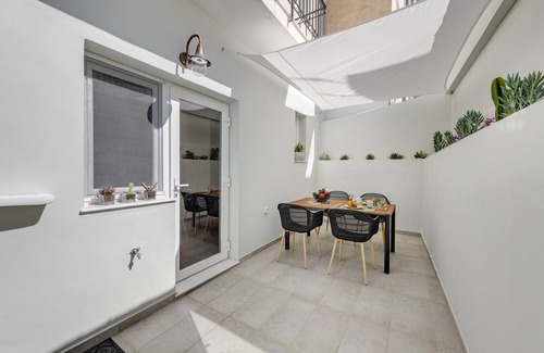 Ermoupoli Apartment | "Polis Suite" - Downtown Luxury and Comfort