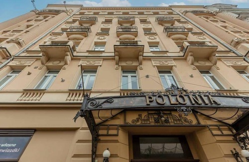 Srodmiescie Apartment | Polonia Residence | Łódź | Atmospheric Studio | AC