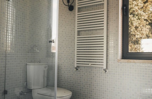 Carvalhal House | Pomegranate Suite