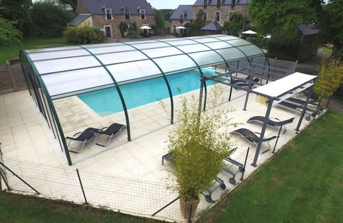 Les Champs-Geraux Cottage | Pomme, family cottage with terrace