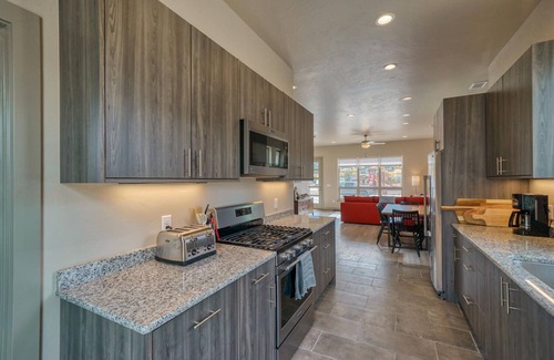 Poncha Springs House | Ponchita West- New 3 Bedroom- minutes to Ski Monarch