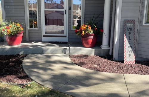 Farmington House | Pondhaven Rereat Fully furnished house with fun and convenience for all ages