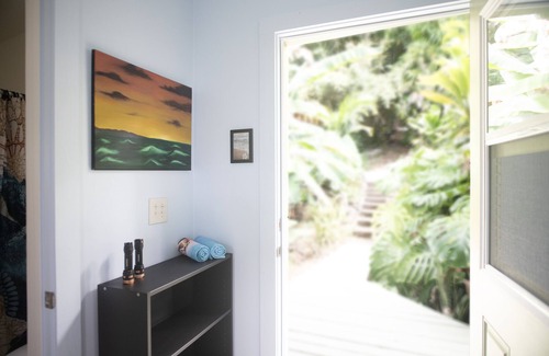 Honaunau-Napoopoo Cottage | PonoMana Oasis - NEW! The Serenity Cottage