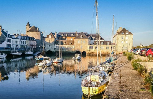 Pont-l'Abbe Apartment | Pont L'Abbé, flat for 4 with a balcony