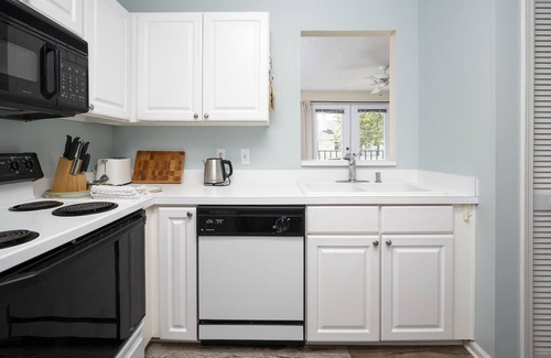 Sawgrass Condo | Ponte Vedra Colony Circle 75 | Near Beach + Town