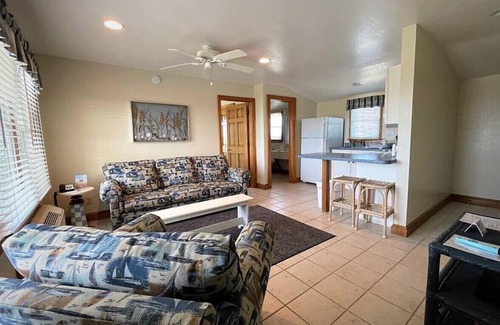Ocracoke Hotel | Pony Island Inn