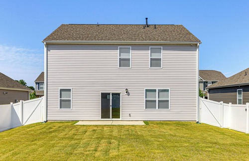 Fountain Inn House | Pool Access, 2 Mi to Main St: Fountain Inn Home!