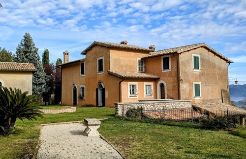 Baiano Villa | Pool and amazing views near Spoleto nestled in the Umbrian countryside.