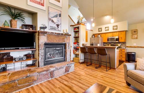 Four O'Clock Apartment | Pool and Hot Tub Access Breck Condo with Mtn Views