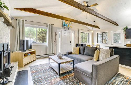 Tobyhanna House | Pool and Lake Access Family Poconos Cabin with Deck