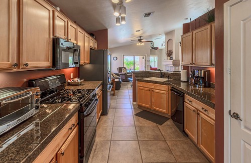 Tucson House | Pool and Spa (Private) - Tucson Arizona Home