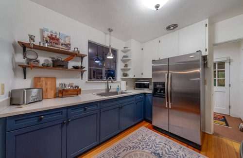 Blenman-Elm House | Pool/Historic & Charming/2BR 2BA/Fenced Yard