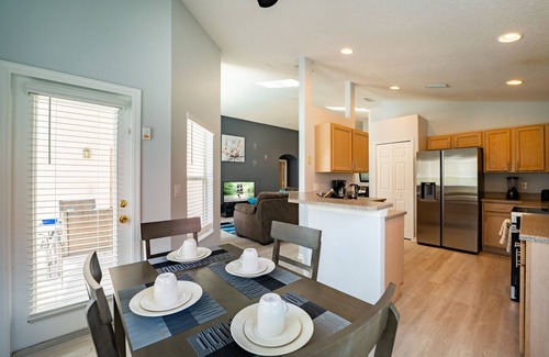 Solana House | Pool Home in Gated Resort with Extensive Amenities Close to WDW