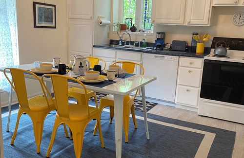 Kerr Apartment | Pool, privacy and comfort near Rio GrandenTaxes/clean fee all included.