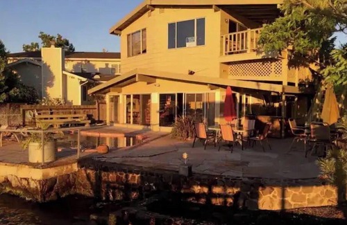 Lakeport House | Pool/Spa Lakefront, Lakeport, Clearlake, King Ste W/dock for fishing or boating.