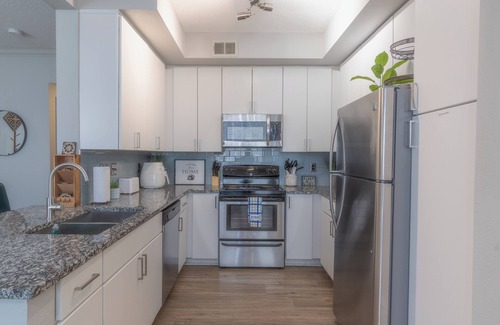 Durham Apartment | Pool View, Chic and Comfy, Pet Friendly, 2 Bed, 2 Bath with fold away crib.