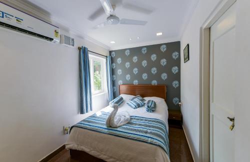 Saunta Vaddo Apartment | Pool View Studio Apartment in Candolim Beach Resort