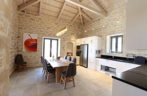 Atsipópoulon Villa | Pool-Villa Mila, heated pool, spacious Villa on 13. 000 sqm plot