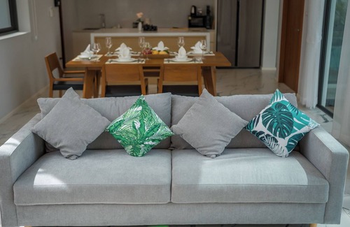 Chang Phueak Villa | Pool Villa super close to Nimman, For family and friends