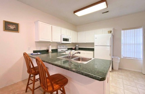 Village of Four Seasons Apartment | Pool | WiFi | Lake Front| Sleeps 6 | MM 13 (791DC)