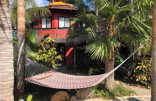 El Pescadero Villa | Poolside Privacy Where the Growing Fields Meet the Beach