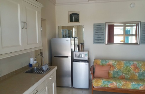 Oualie Bay Apartment | Poolside Veranda Suite at Eden Villa. Private Pool, Suzuki jeep. 1-3 Guests.