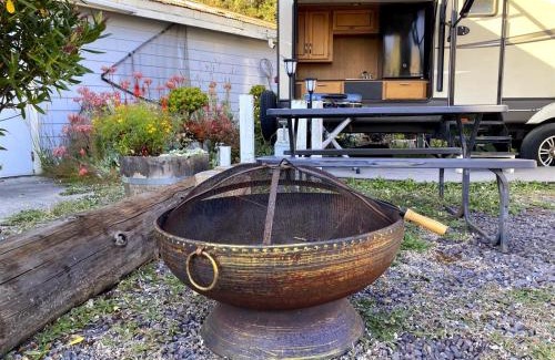 Fort Bragg House | Poop Deck