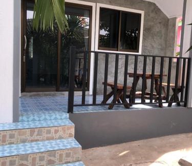 Koh Lan House | Poopreaw Koh Larn