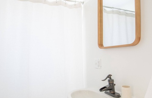 Quarryville House | Poplar place 3BR 1 Bath