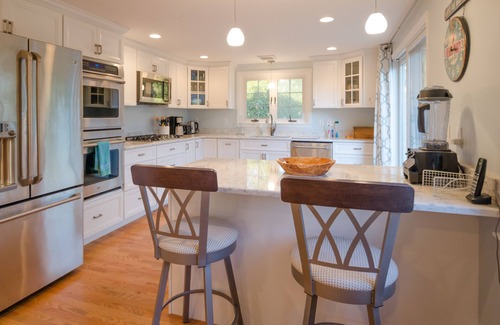 Popponesset House | Popponesset-2 Bedroom-Sleeps 4, 4 min walk to beach