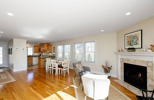 Popponesset House | Popponesset, 2-Bedrooms, 2.5 baths, Sleeps 4, A/C, private deck