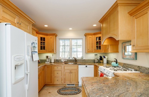 Popponesset House | Popponesset, 2-Bedrooms, 2.5 baths, Sleeps 4, A/C, private deck