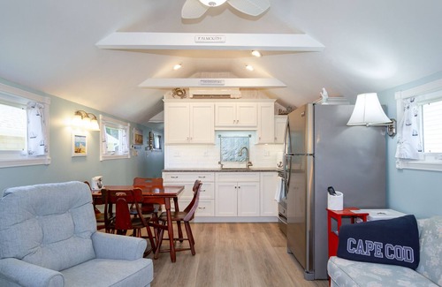 Popponesset Cottage | Popponesset-Beach Cottage, 2 bedrooms, 1.5 baths, outdoor shower