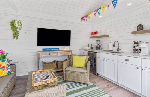 Popponesset House | Popponesset, Exclusive, 3-Bdrm, 4-Bths, heated pool, hot tub, firepit, and A/C