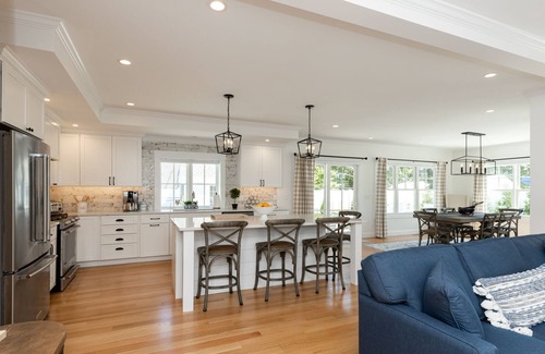 Popponesset House | Popponesset, Exclusive, 3-Bdrm, 4-Bths, heated pool, hot tub, firepit, and A/C