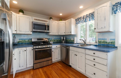 Popponesset House | Popponesset-Exclusive Waterfront Home, Firepit, Hot Tub, & central A/C