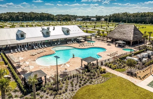 Fellowship House | Poppop's Rambler at Champions Run Luxury Resort
