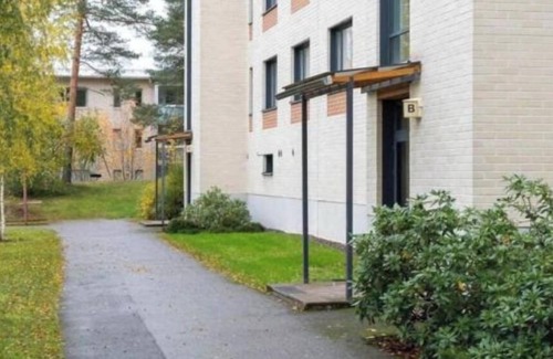 Hameenkyla Apartment | Poremme ja koristetakkakaksio