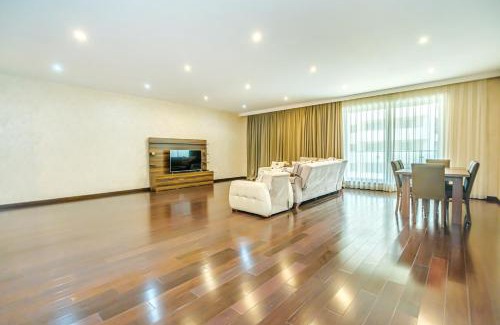 Baku Apartment | Port Baku Residance Family Room 710 A