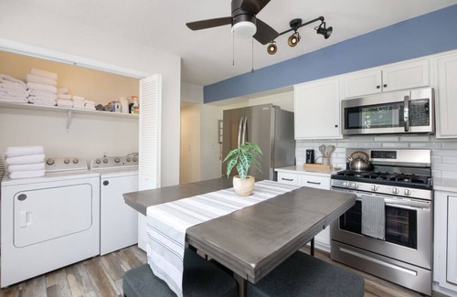 Port Clinton Apartment | Port Clinton Getaway Near the Beach