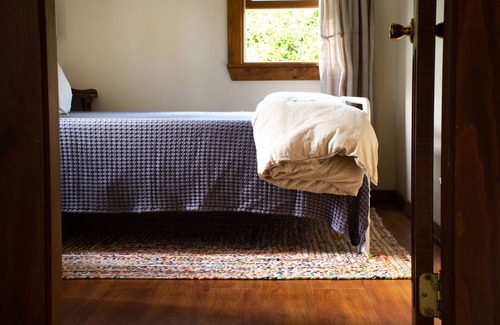 Port Clyde Cottage | Port Clyde! Walk to lighthouse, village, and beach