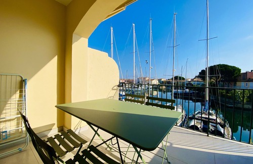 Port Grimaud Apartment | PORT-GRIMAUD Seafront Studio Fully renovated