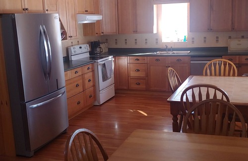 Port Loring House | Port Loring Vacation Home with Starlink