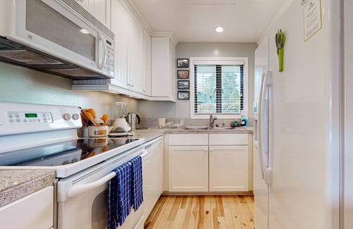 Port Ludlow Hotel | Port Ludlow condos with beautiful water views