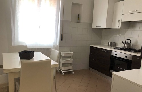 Loano Apartment | Port of Loano very close to the sea private parking