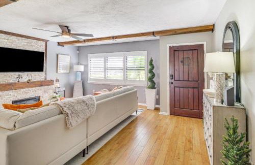 Port Saint Lucie House | Port St Lucie Retreat Lanai with Private Pool!