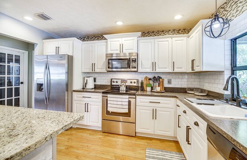 Port Saint Lucie House | Port St Lucie Retreat: Lanai w/Private Pool!