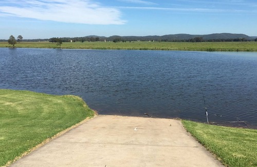 Eagleton House | Port Stephens Waterski Lodge - On the banks of the Williams River